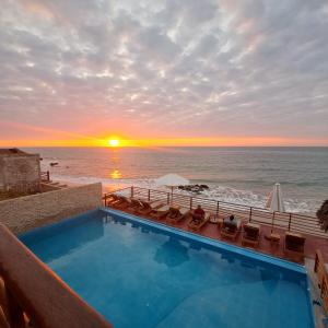HOTEL DE PLAYA AKAS Y APARTAMENTOS PUNTA SAL - TUMBES