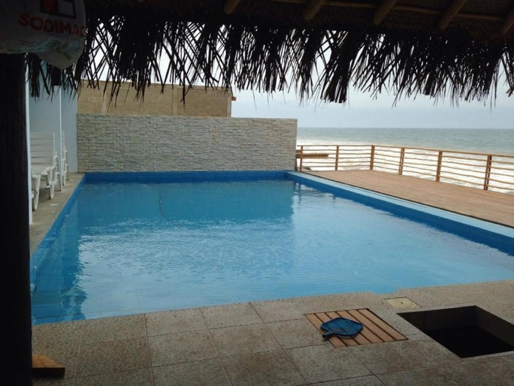 HOTEL DE PLAYA AKAS Y APARTAMENTOS PUNTA SAL - TUMBES