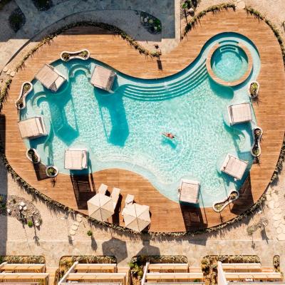 HOTEL DE PLAYA AKAS Y APARTAMENTOS PUNTA SAL - TUMBES