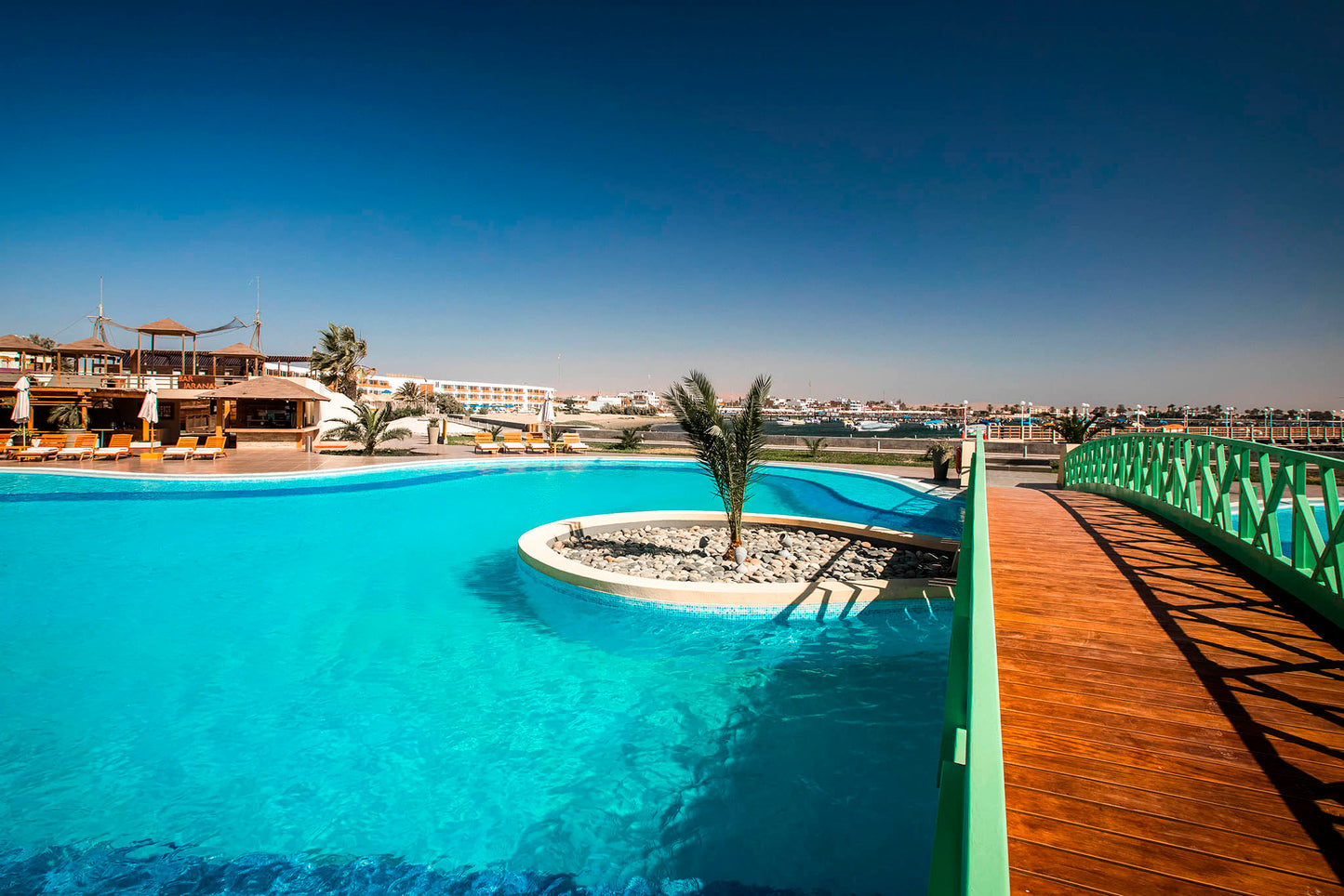 HOTEL COSTERO RESTAURANT ARANWA PARACAS RESORT & SPA EL CHACO - PARACAS