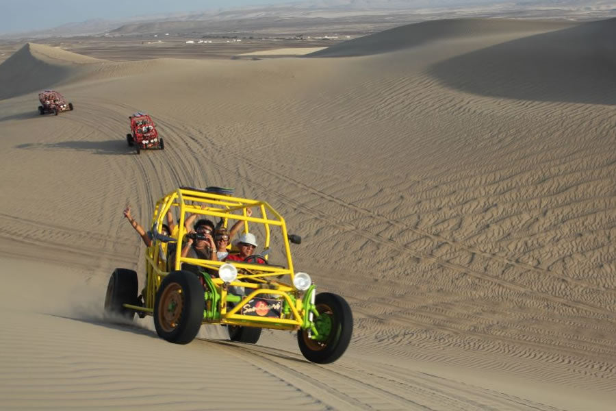 TOUR ISLAS BALLESTAS + BUGGIES SANDBOARDING PARACAS