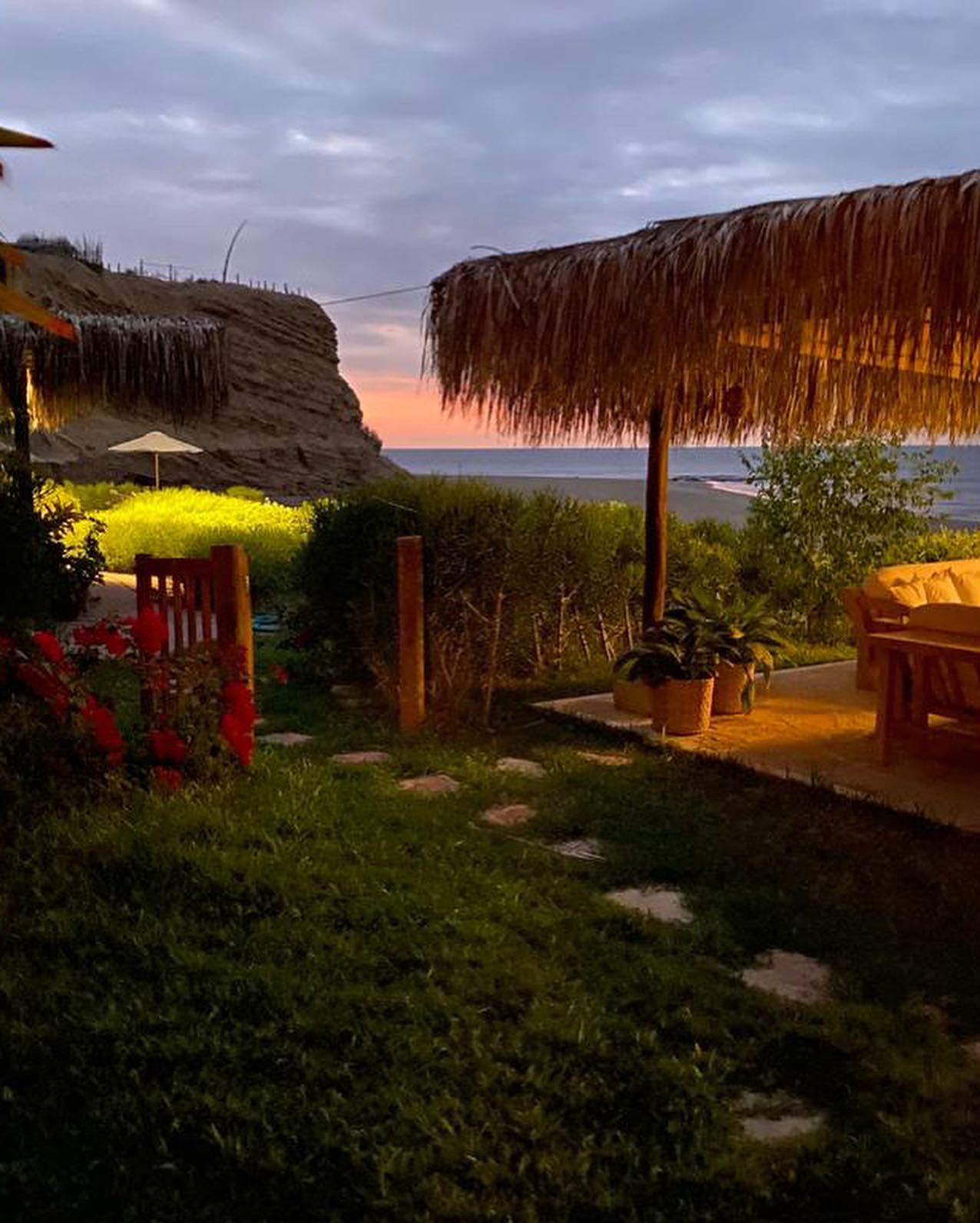 CASA DE PLAYA EL NAVEGANTE CON PISCINA PRIVADA EN PUNTA VELERO, ORGANOS