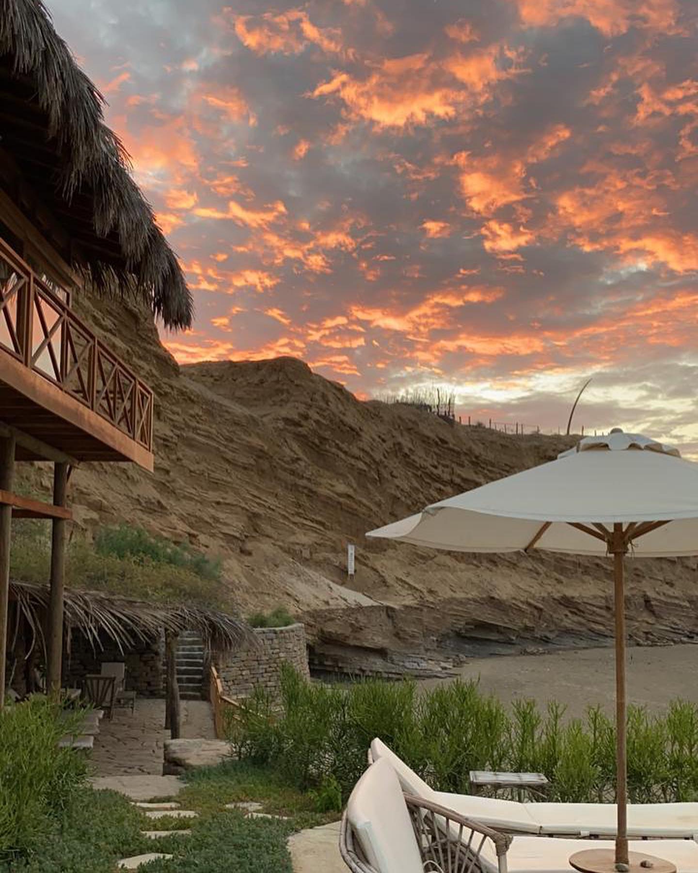 CASA DE PLAYA EL NAVEGANTE CON PISCINA PRIVADA EN PUNTA VELERO, ORGANOS