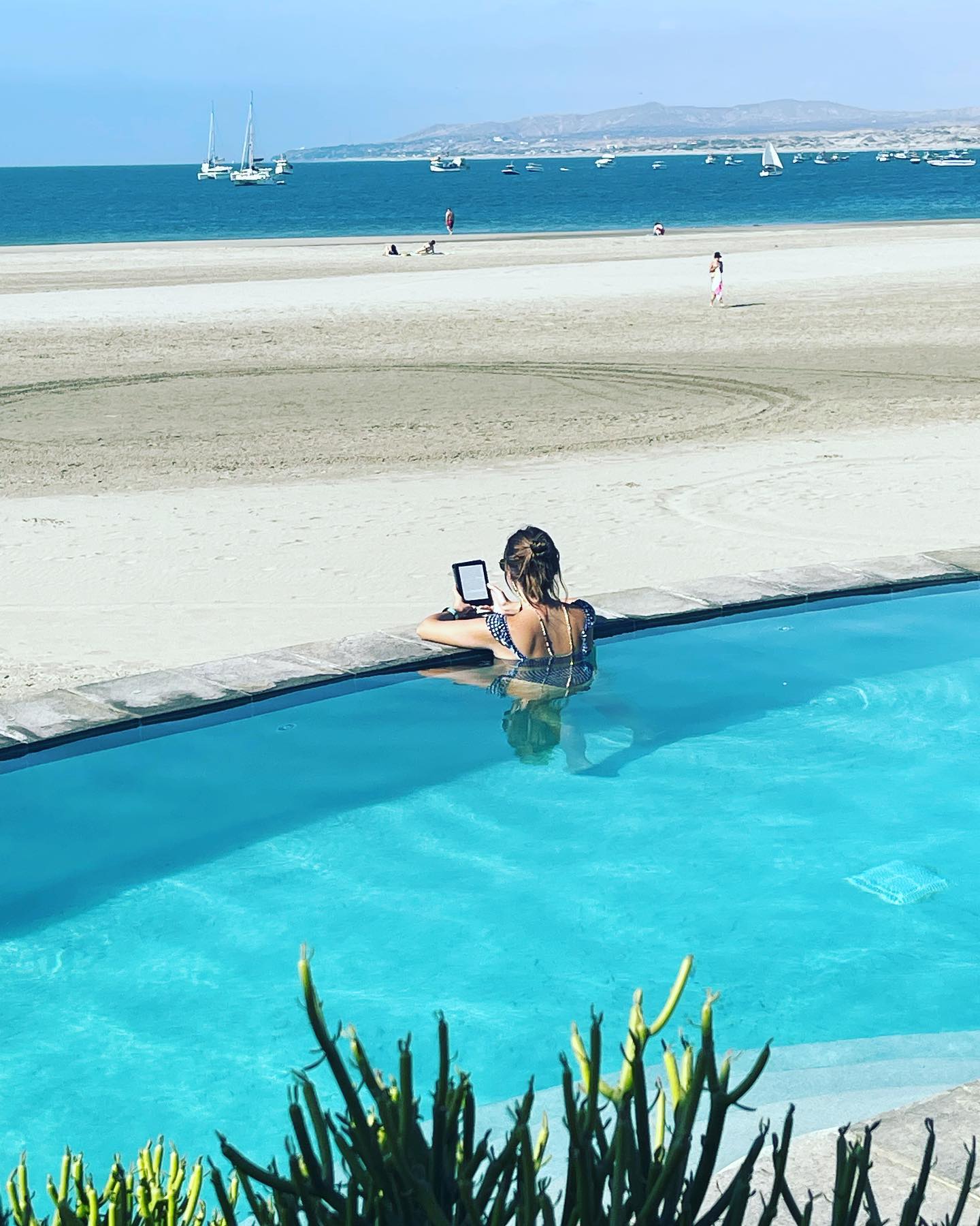 CASA DE PLAYA EL NAVEGANTE CON PISCINA PRIVADA EN PUNTA VELERO, ORGANOS