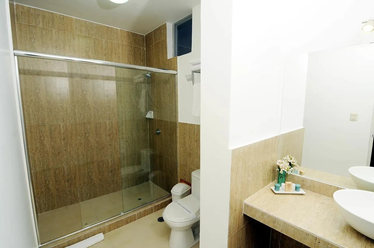 DOM HOTEL PIURA PERU