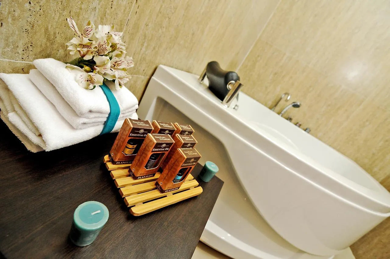 DOM HOTEL PIURA PERU