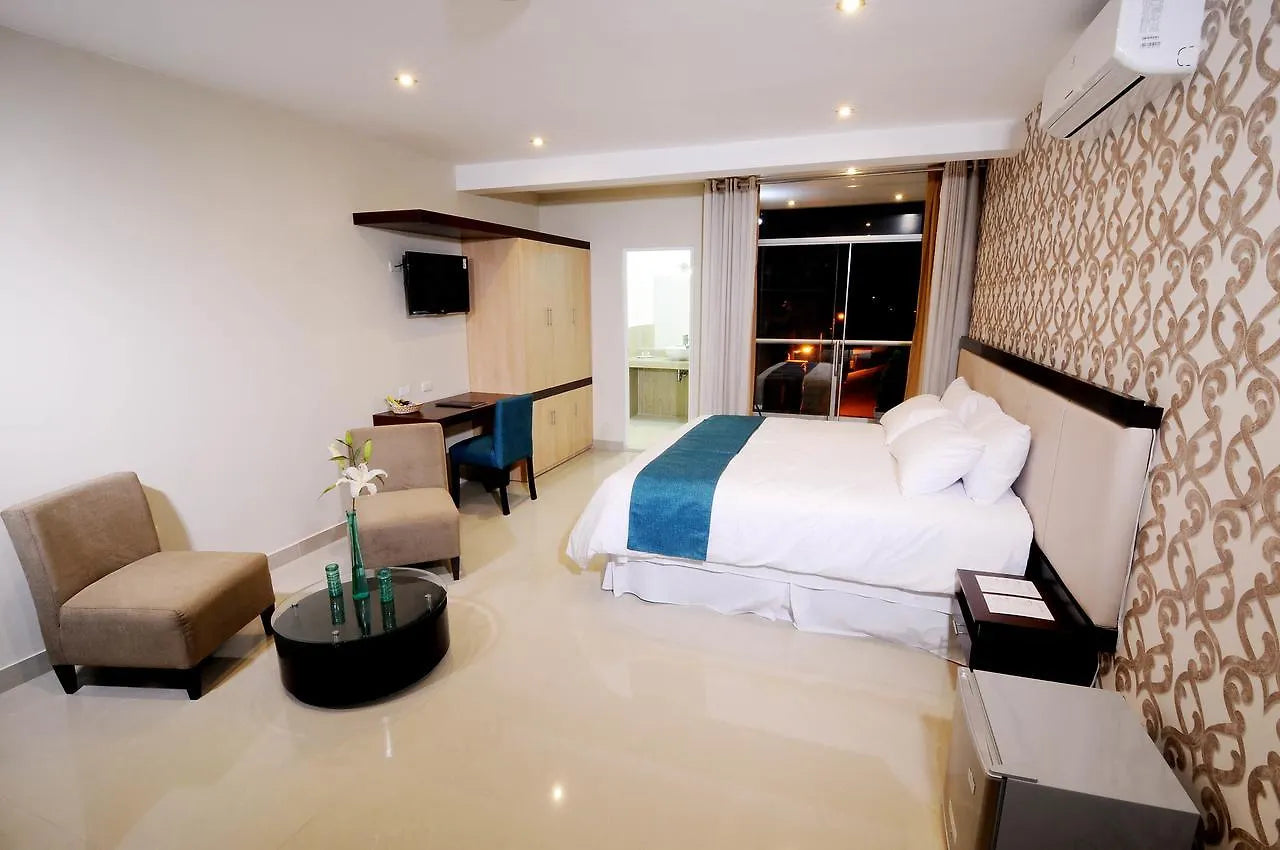 DOM HOTEL PIURA PERU