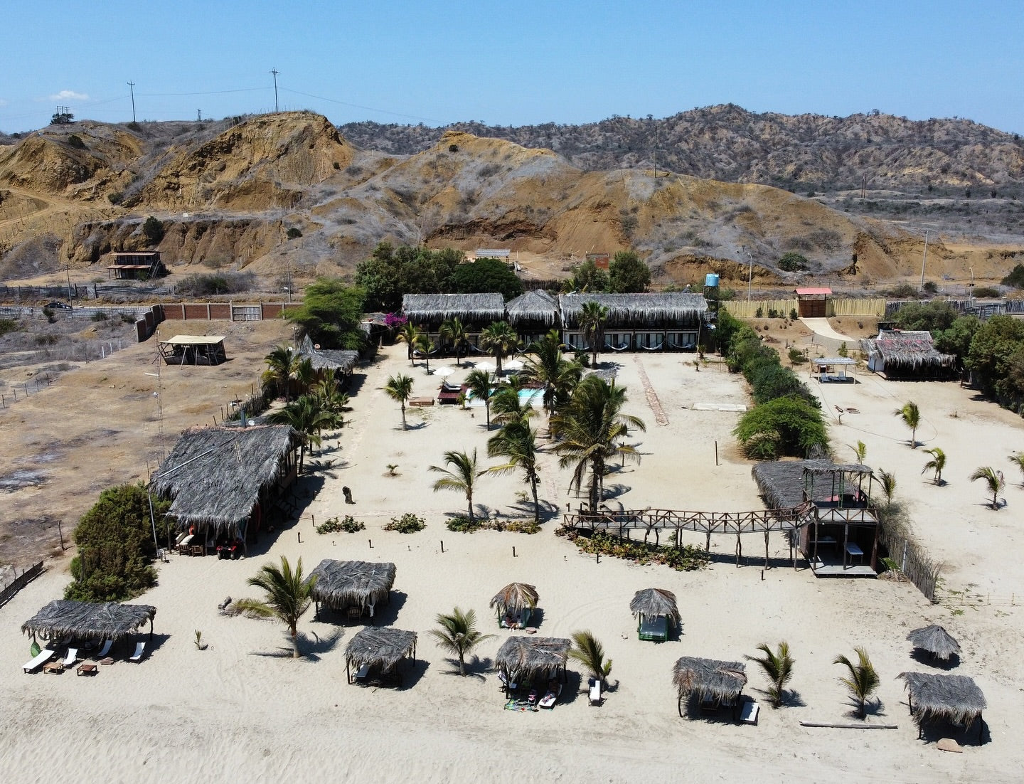HOTEL DE PLAYA BAMBOO LODGE PARACAS EL CHACO - PARACAS