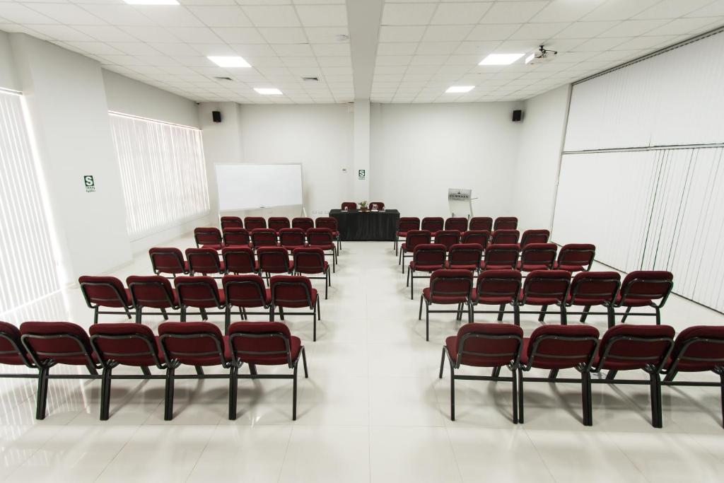 HOTEL CUMBAZA & CONVENCIONES TARAPOTO - SAN MARTIN