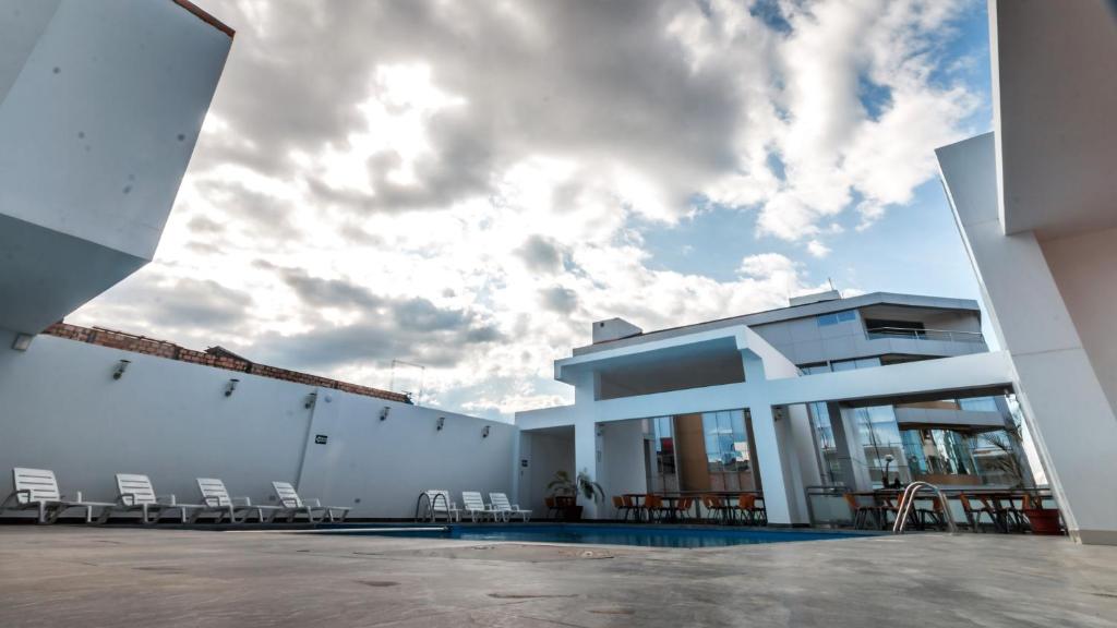 HOTEL CUMBAZA & CONVENCIONES TARAPOTO - SAN MARTIN