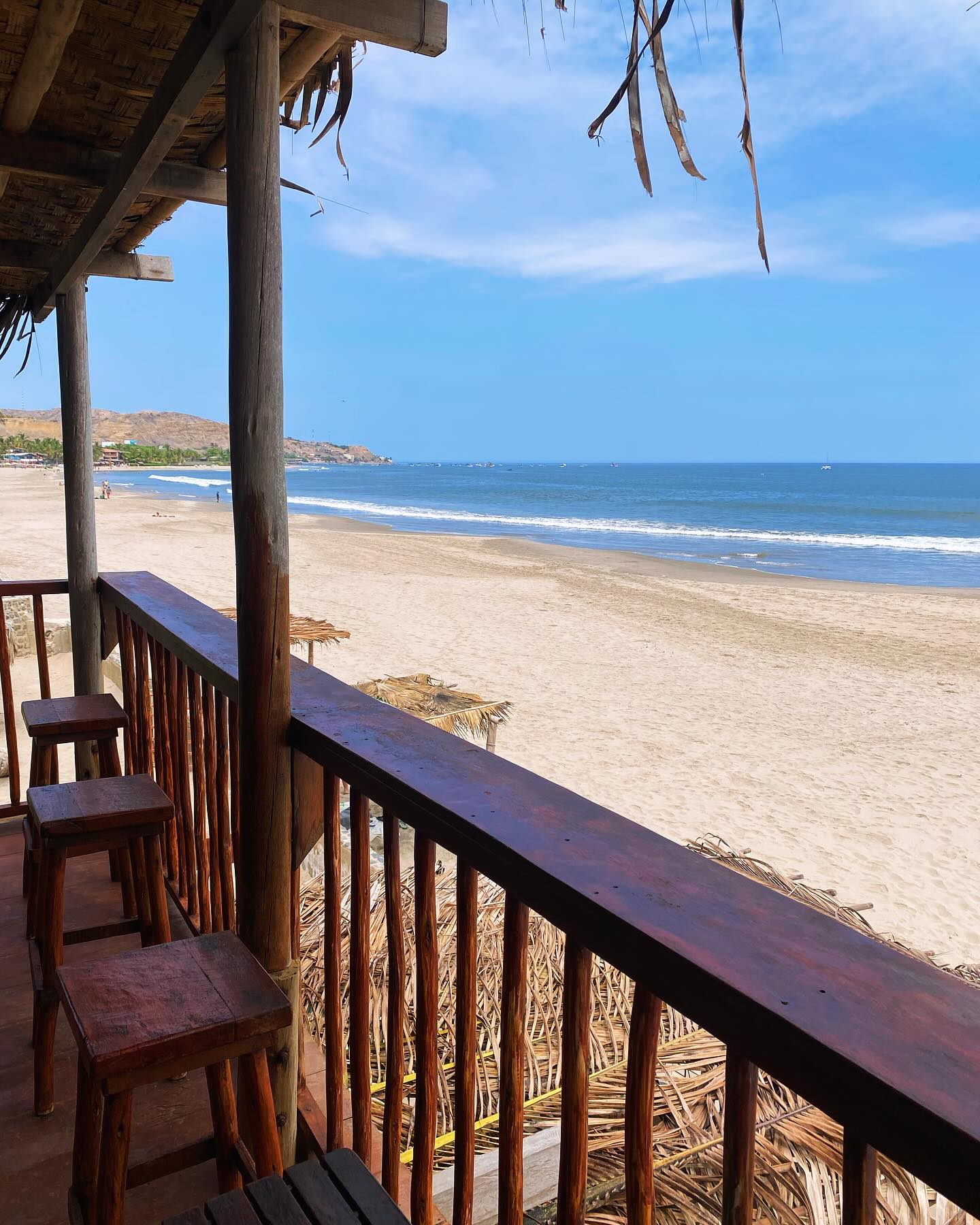 HOSPEDAJE BLUE OCEAN CON PISCINA Y RESTAURANTE VISTA AL MAR EN MANCORA