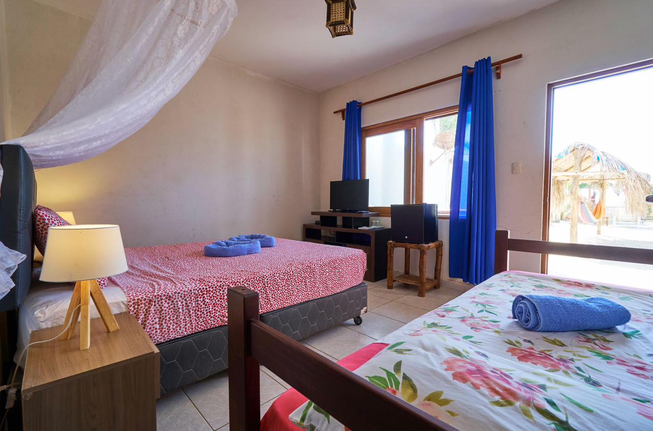 HOSPEDAJE BLUE OCEAN CON PISCINA Y RESTAURANTE VISTA AL MAR EN MANCORA