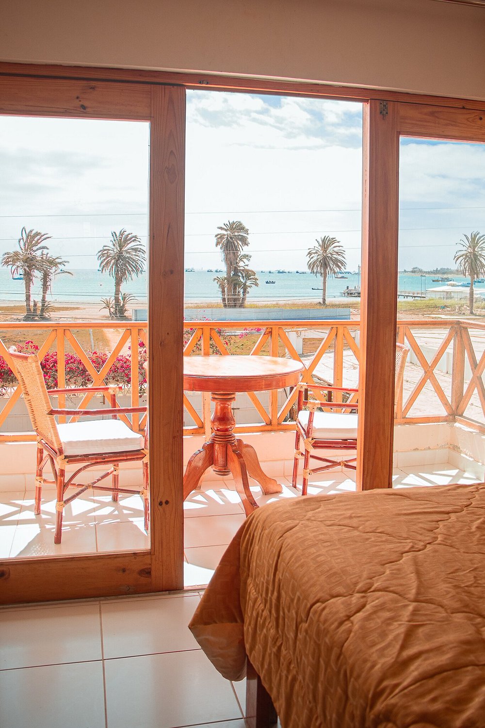 HOTEL EMANCIPADOR PARACAS - ICA