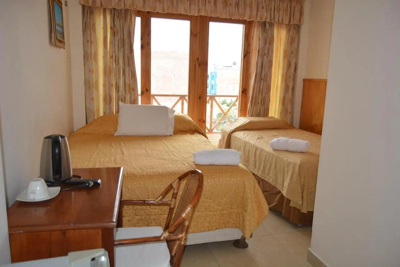 HOTEL LOS FLAMENCOS PARACAS PERÚ