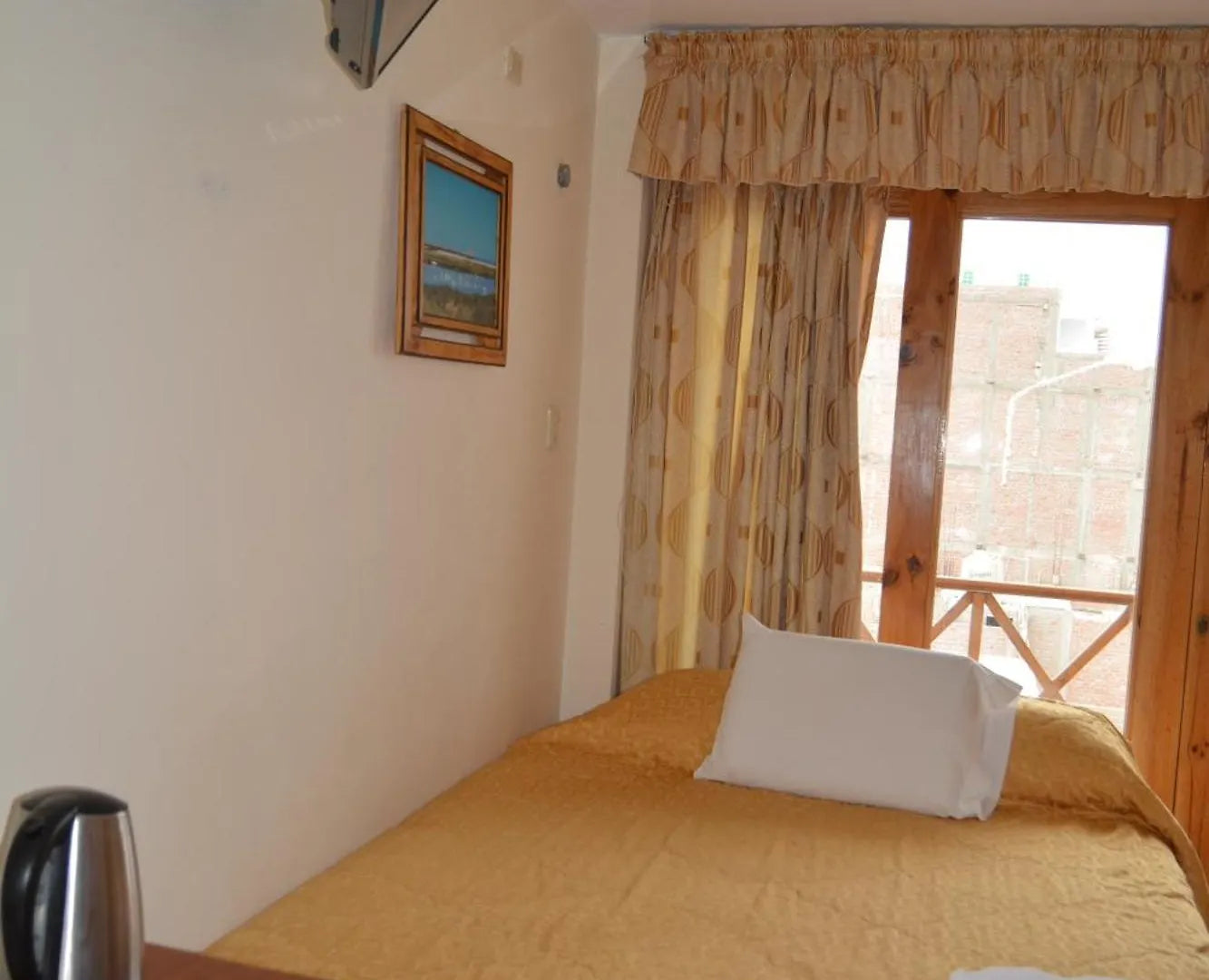 HOTEL LOS FLAMENCOS PARACAS PERÚ