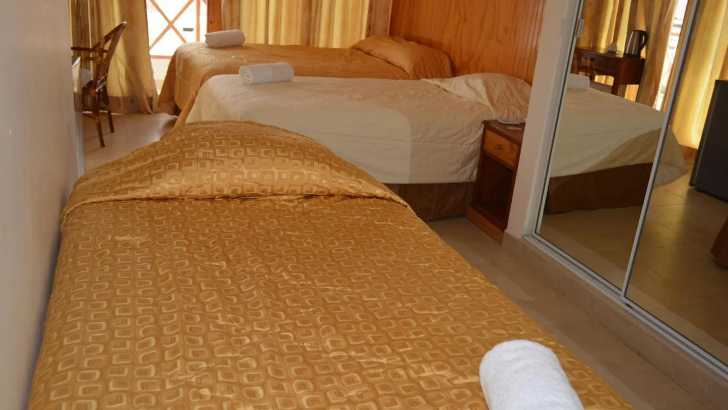HOTEL LOS FLAMENCOS PARACAS PERÚ