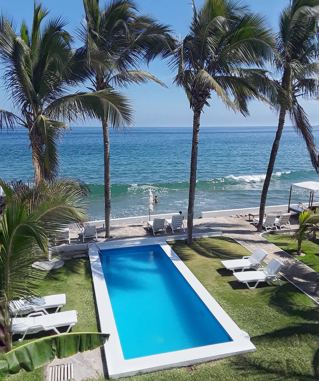MANCORA BAY BEACH HOTEL WITH POOL AND RESTAURANT