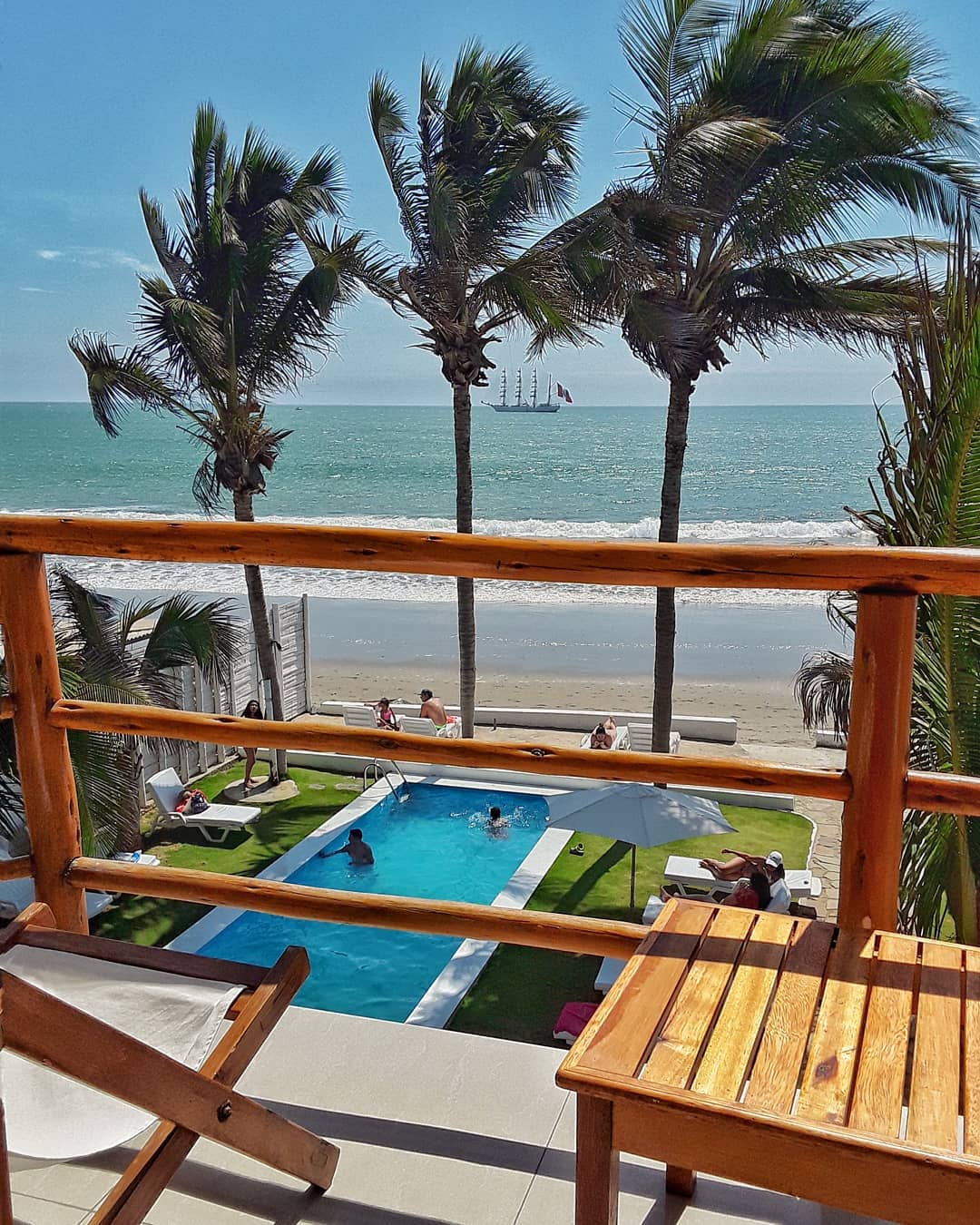 MANCORA BAY BEACH HOTEL WITH POOL AND RESTAURANT