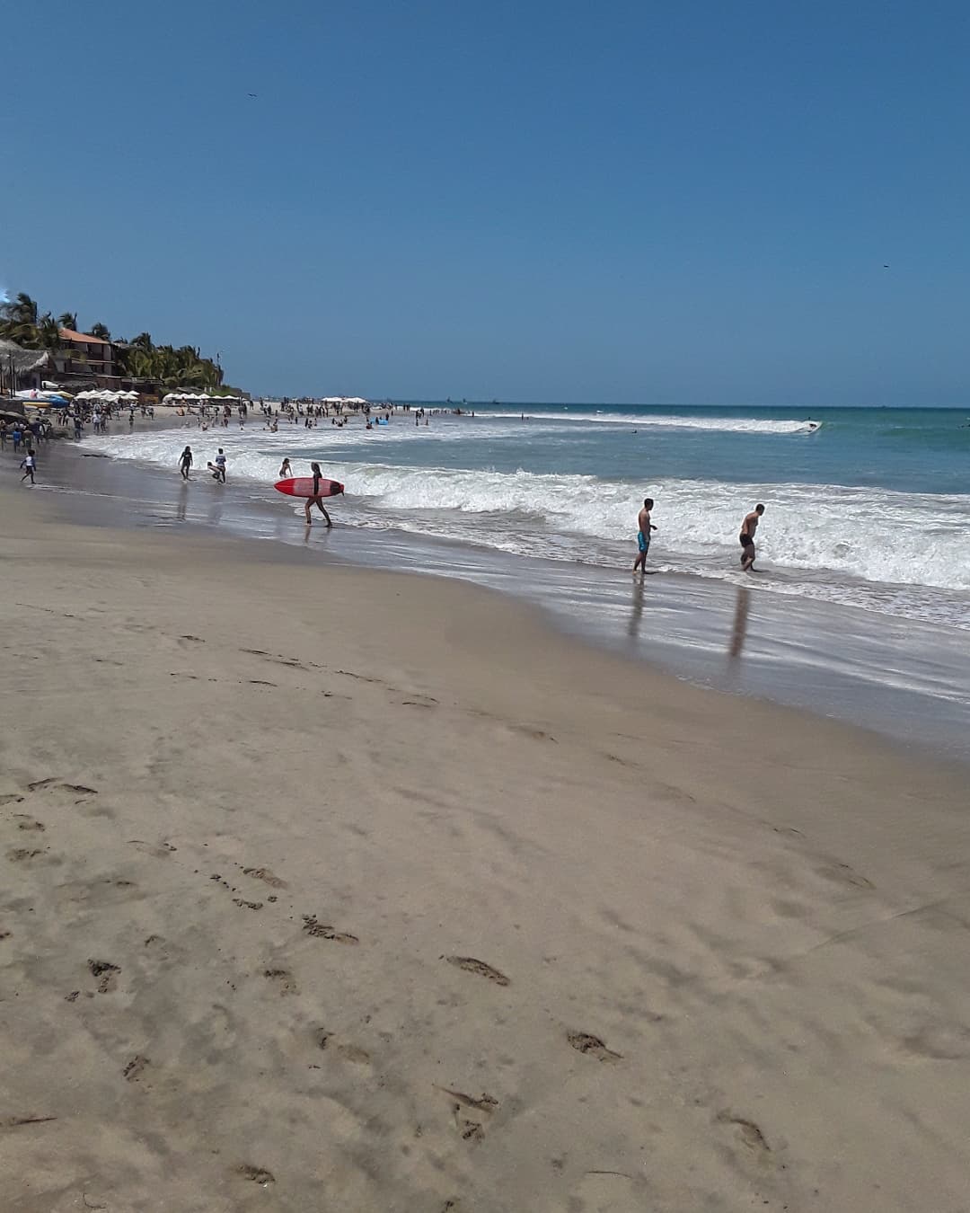 MANCORA BAY BEACH HOTEL WITH POOL AND RESTAURANT