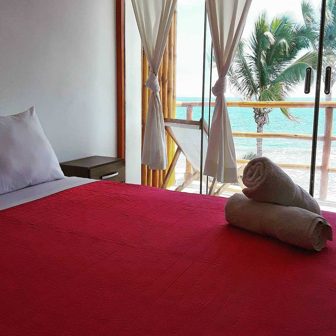 MANCORA BAY BEACH HOTEL WITH POOL AND RESTAURANT