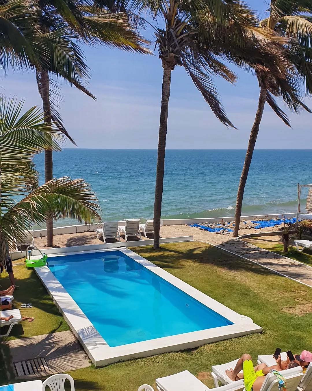 MANCORA BAY BEACH HOTEL WITH POOL AND RESTAURANT
