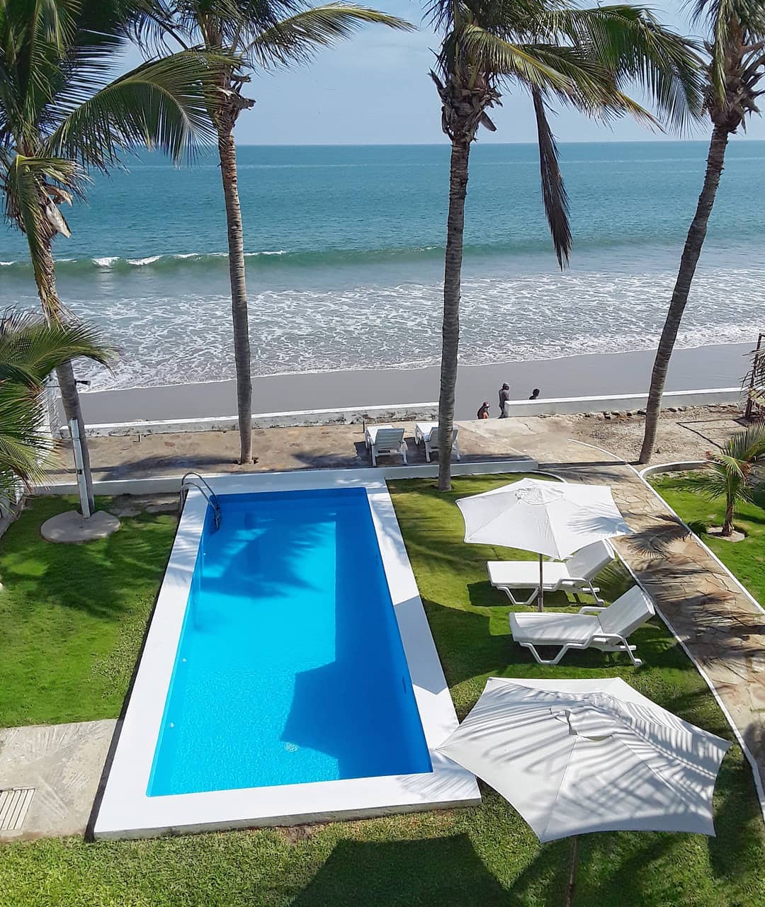 MANCORA BAY BEACH HOTEL WITH POOL AND RESTAURANT