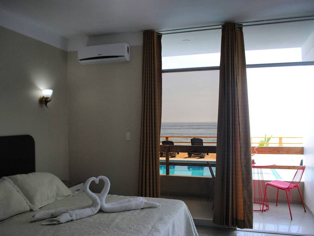 HOTEL PUERTO VARAS CANOAS DE PUNTA SAL - TUMBES
