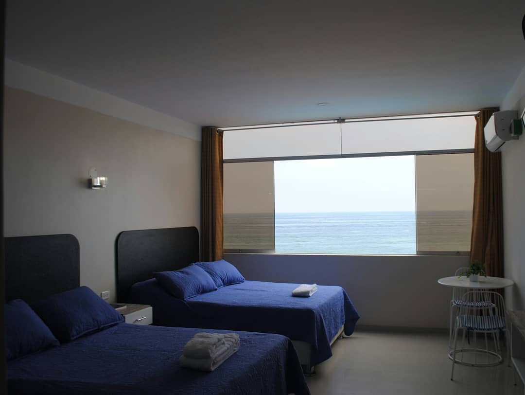 HOTEL PUERTO VARAS CANOAS DE PUNTA SAL - TUMBES