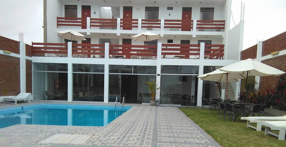 HOTEL RESIDENCIAL LOS FRAYLES PARACAS ICA