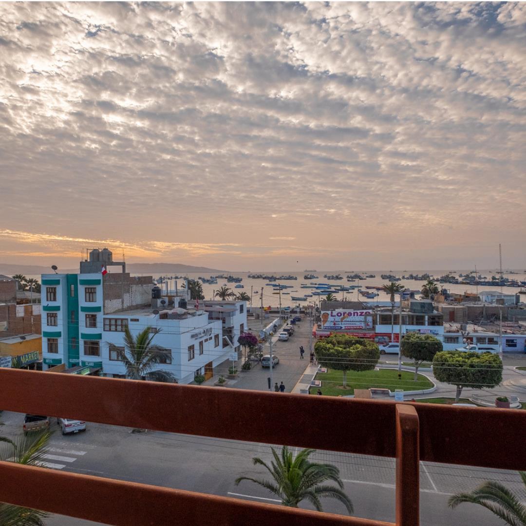 HOTEL RESIDENCIAL LOS FRAYLES PARACAS ICA