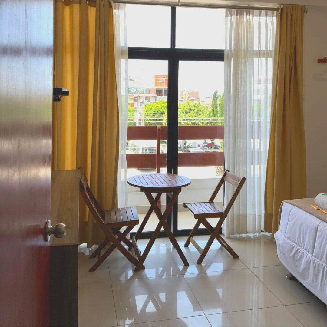 HOTEL RESIDENCIAL LOS FRAYLES PARACAS ICA