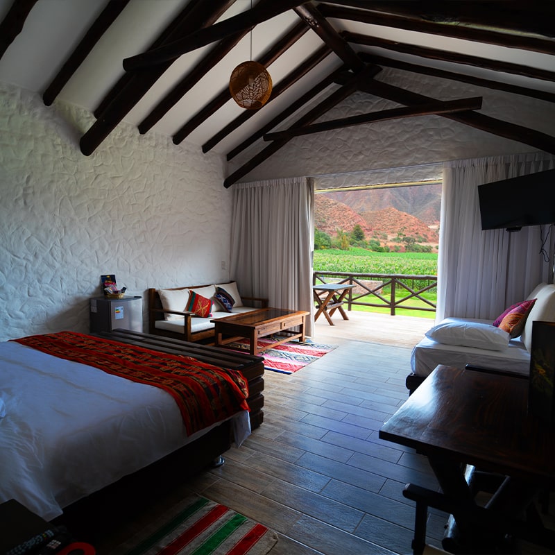 HOTEL RESORT RUSTICA CUSCO URUBAMBA CON PISCINA Y RESTAURANTE