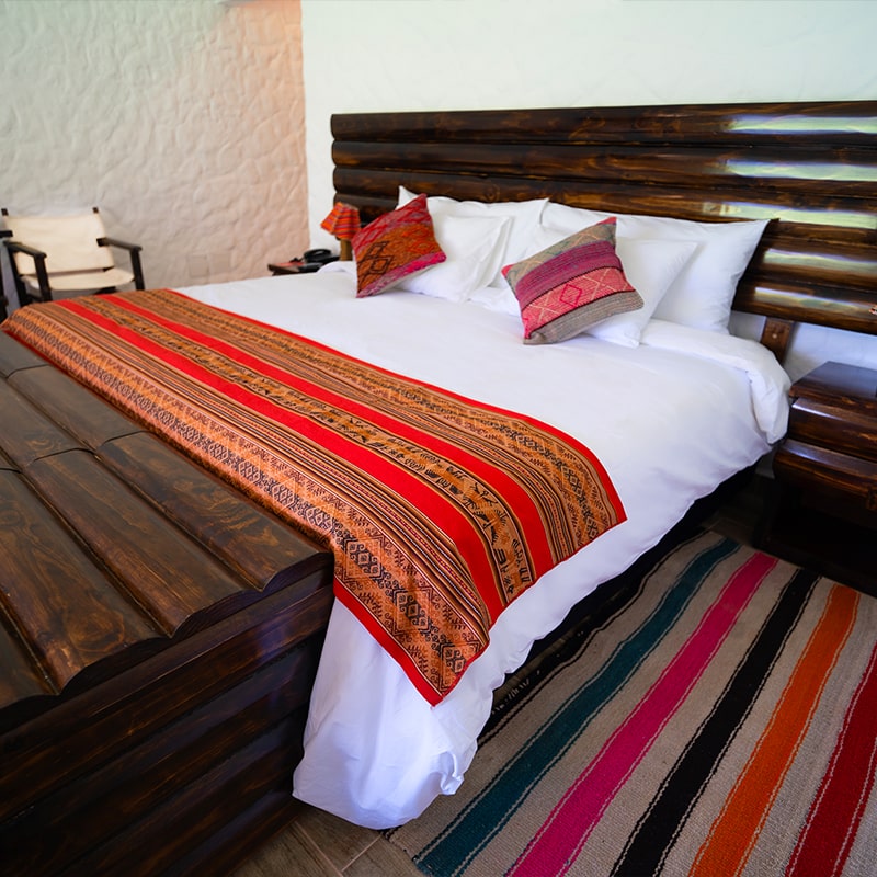 HOTEL RESORT RUSTICA CUSCO URUBAMBA CON PISCINA Y RESTAURANTE