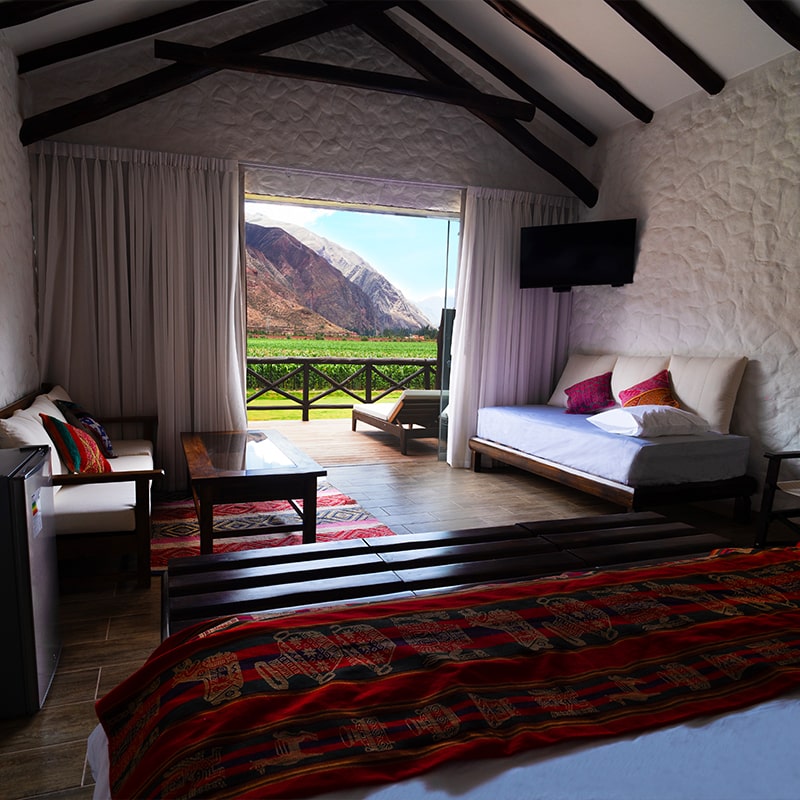 HOTEL RESORT RUSTICA CUSCO URUBAMBA CON PISCINA Y RESTAURANTE