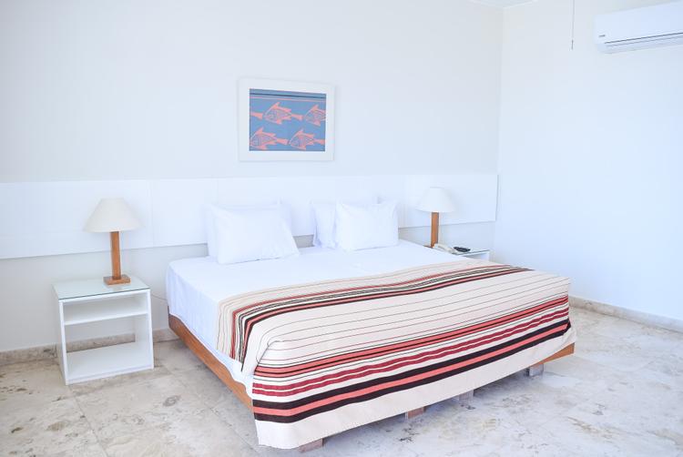 HOTEL SAN AGUSTÍN CON PISCINA Y RESTAURANTE VISTA AL MAR PLAYA EL CHACO - PARACAS