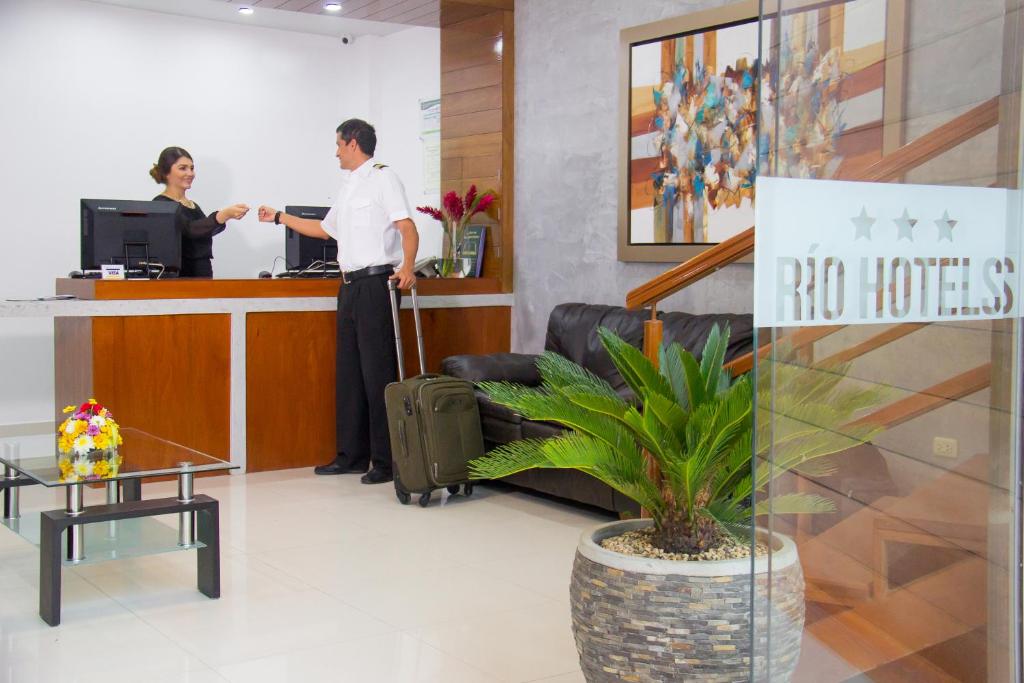 HOTEL VUELO 78 TARAPOTO - SAN MARTIN