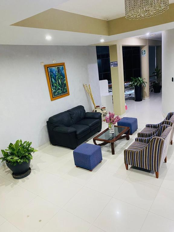 HOTEL VUELO 78 TARAPOTO - SAN MARTIN