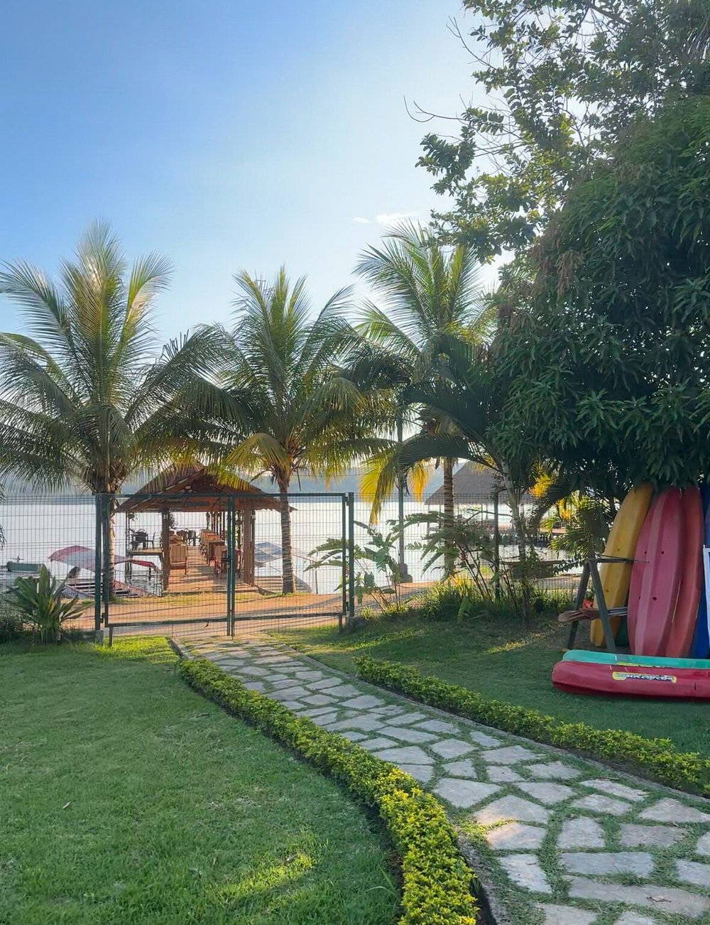 HOTEL LAGUNA AZUL Y SUITES SAUCE