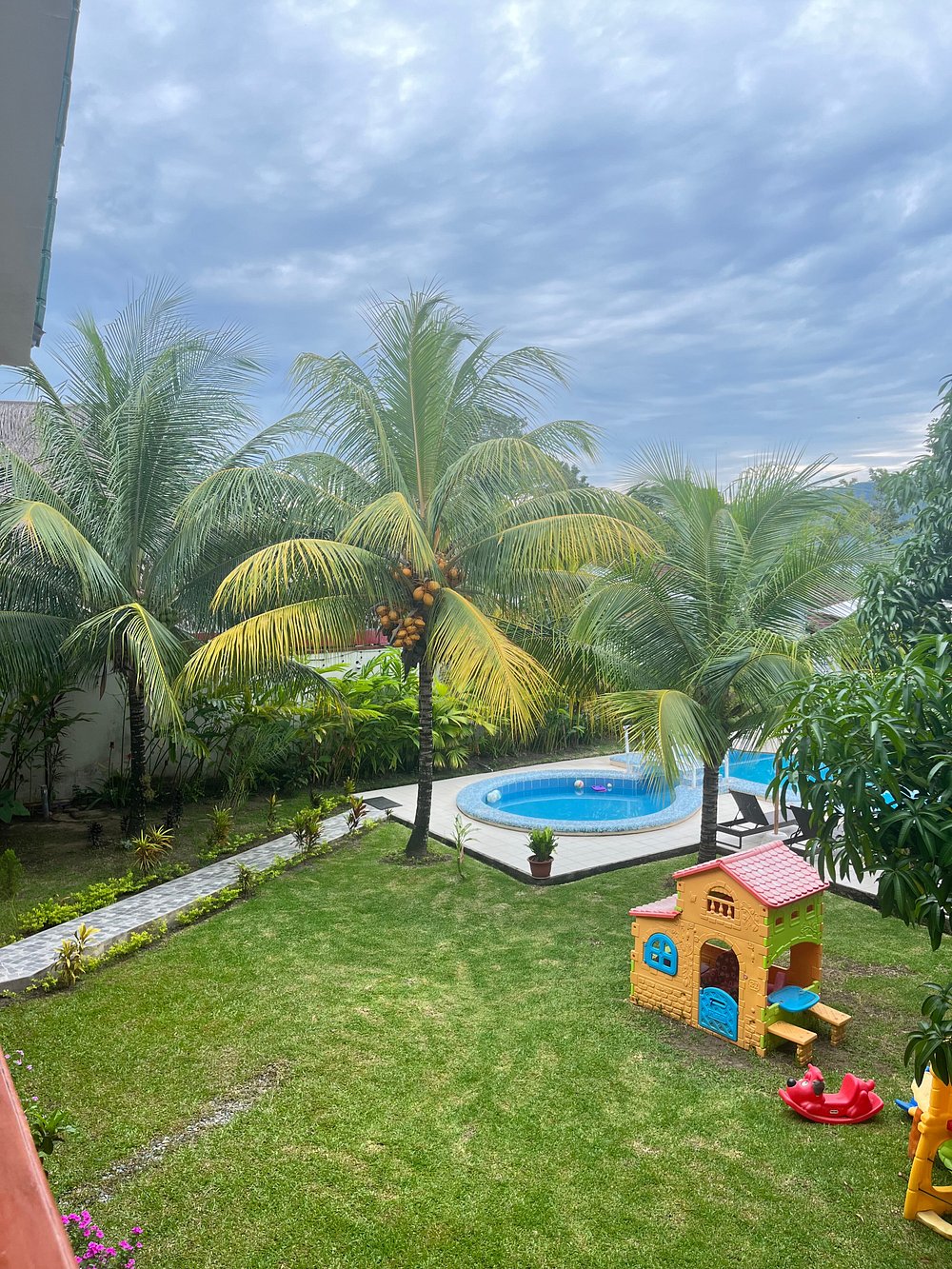 HOTEL LAGUNA AZUL Y SUITES SAUCE