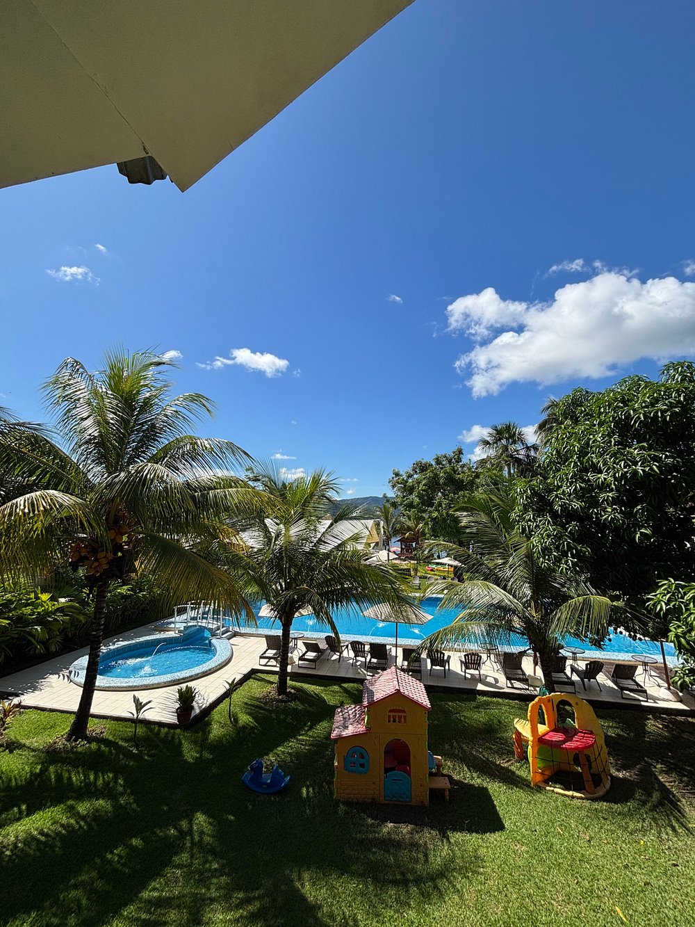 HOTEL LAGUNA AZUL Y SUITES SAUCE