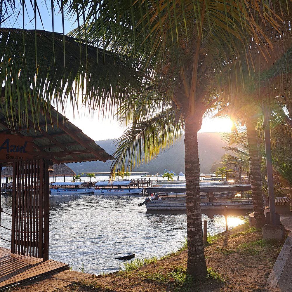 HOTEL LAGUNA AZUL Y SUITES SAUCE