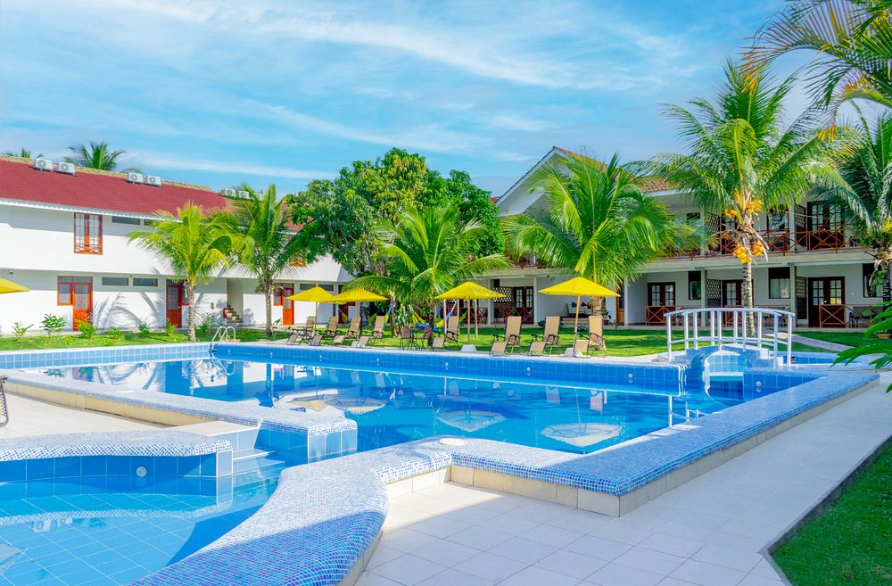 HOTEL LAGUNA AZUL Y SUITES SAUCE