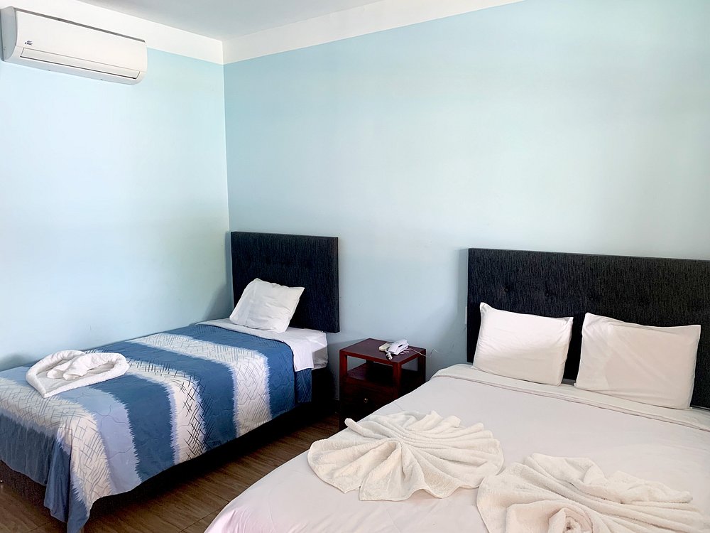 HOTEL LAGUNA AZUL Y SUITES SAUCE