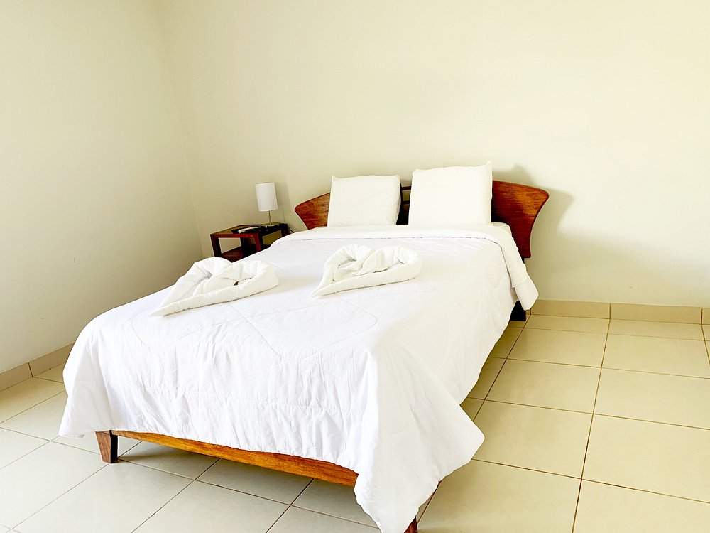 HOTEL LAGUNA AZUL Y SUITES SAUCE