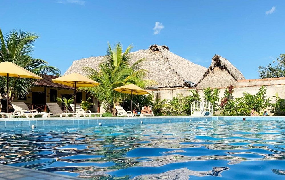HOTEL LAGUNA AZUL Y SUITES SAUCE
