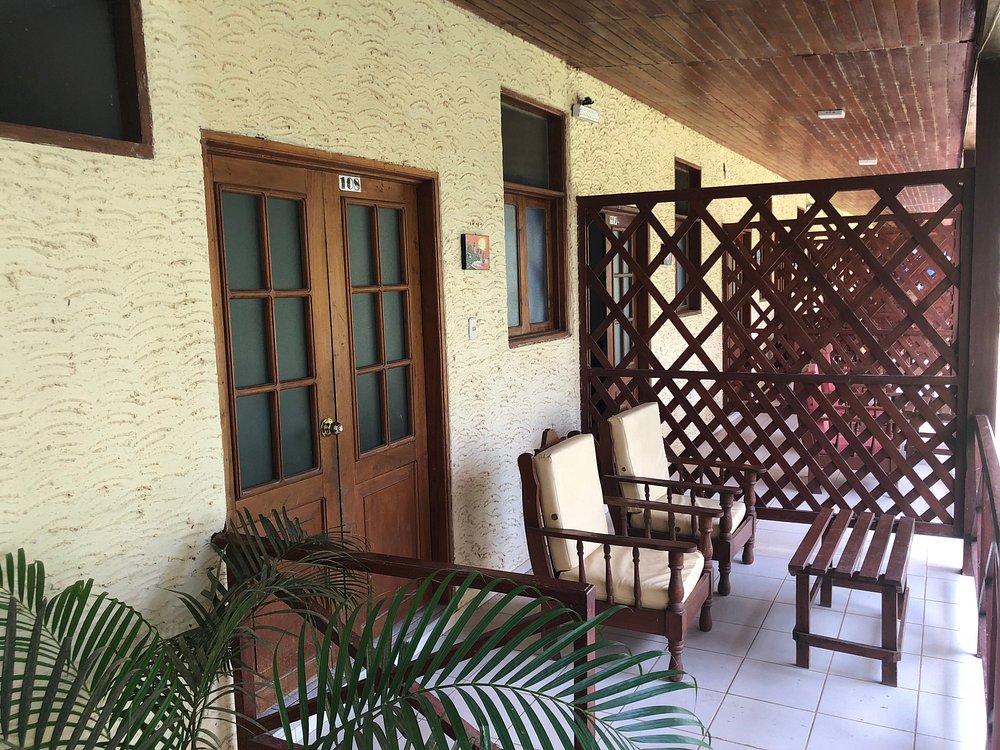 HOTEL LAGUNA AZUL Y SUITES SAUCE
