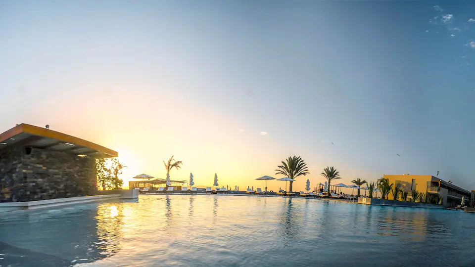 THE LEGEND PARACAS RESORT BAHÍA DE PARACAS