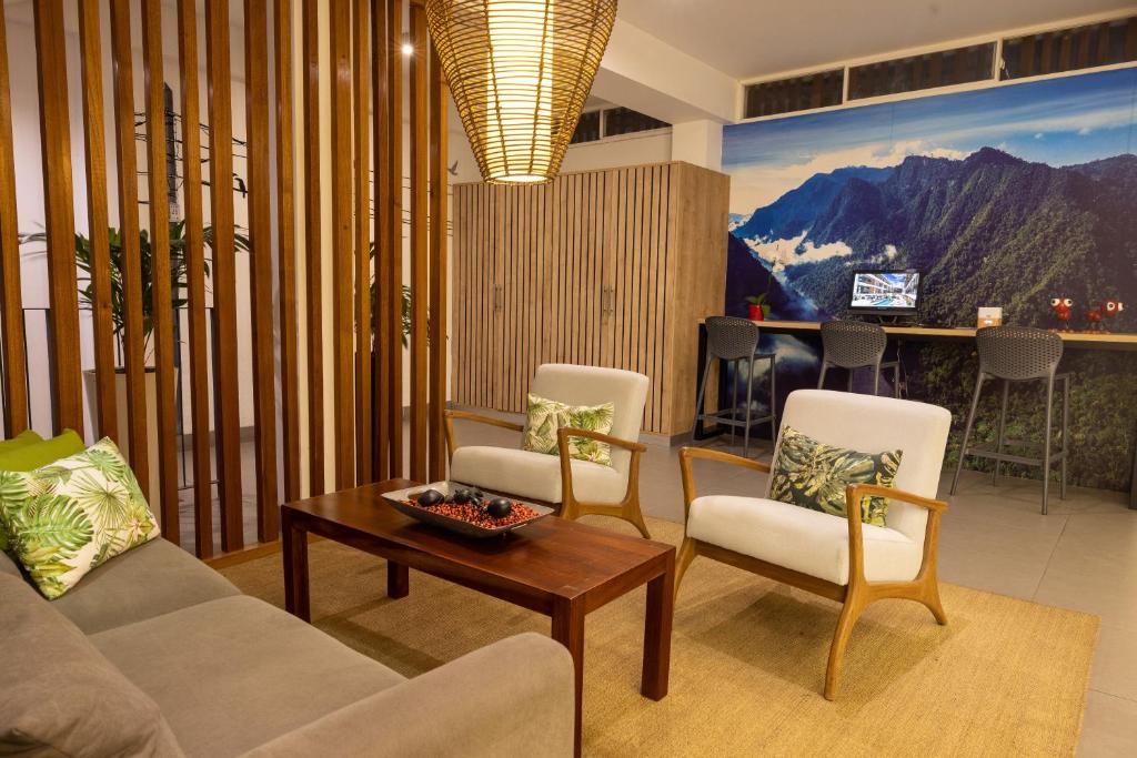 HOTEL TUCAN SUITES Y ASOCIADO CASA ANDINA TARAPOTO - SAN MARTIN
