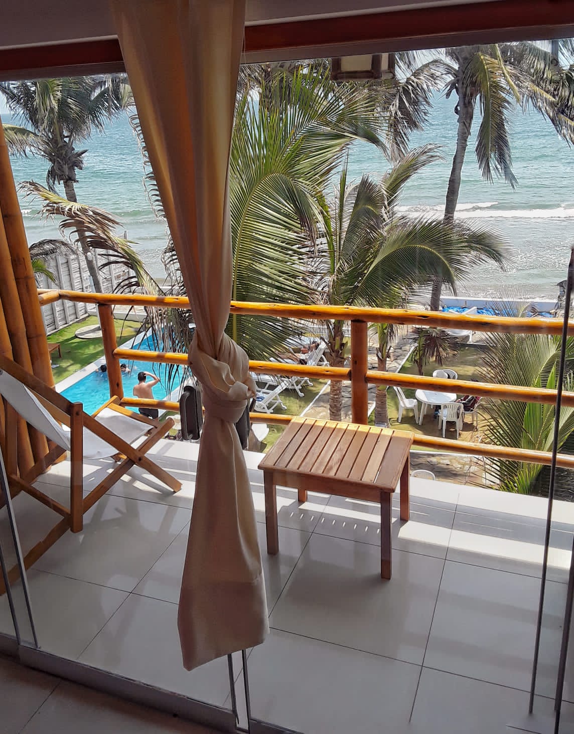 MANCORA BAY BEACH HOTEL WITH POOL AND RESTAURANT