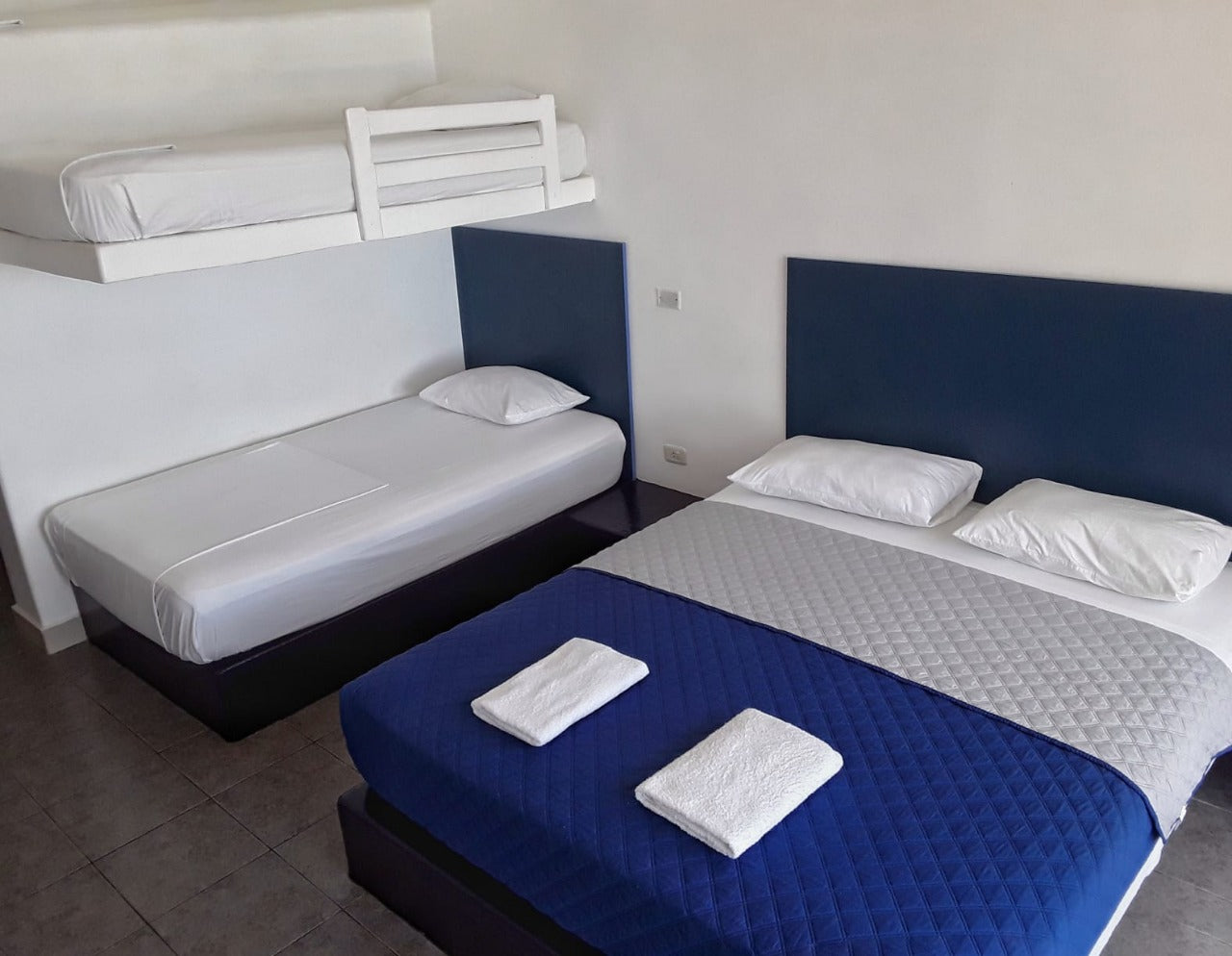 MANCORA BAY BEACH HOTEL WITH POOL AND RESTAURANT